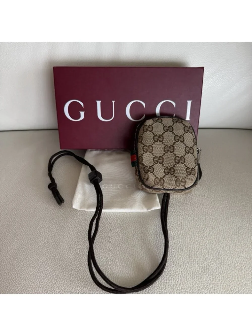 NEW Gucci GG Canvas pouch with strap Bag 100% Authentic